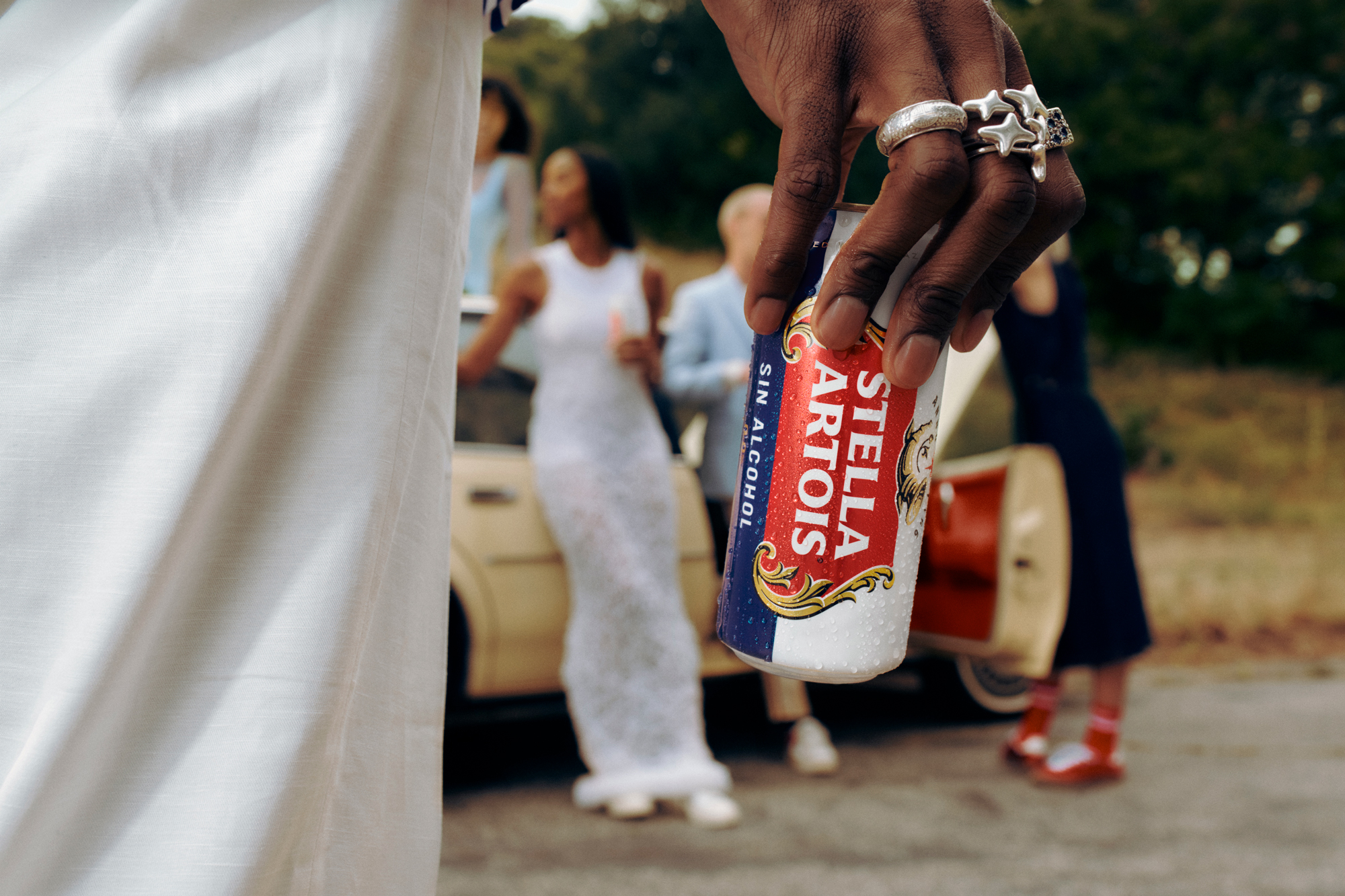 Stella Artois & Stella Artois 0.0% — 4